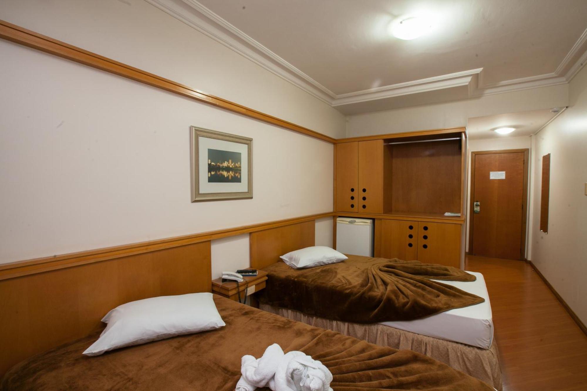Grande Hotel Guarapuava Camera foto